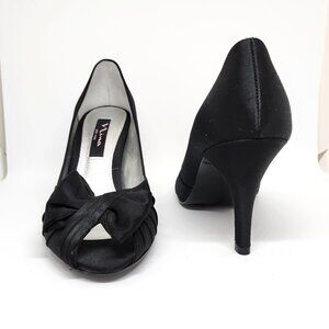 Nina Women's Black Peep Toe High-Heel W/Bow Size 6.5